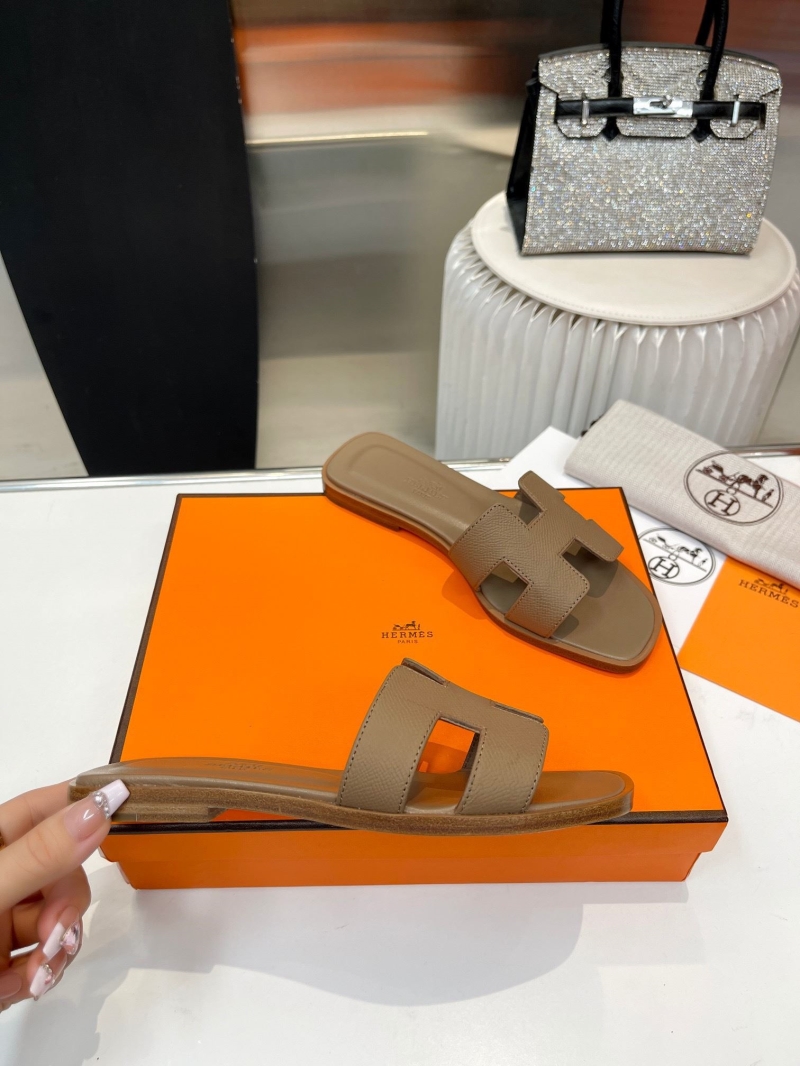 Hermes Slippers